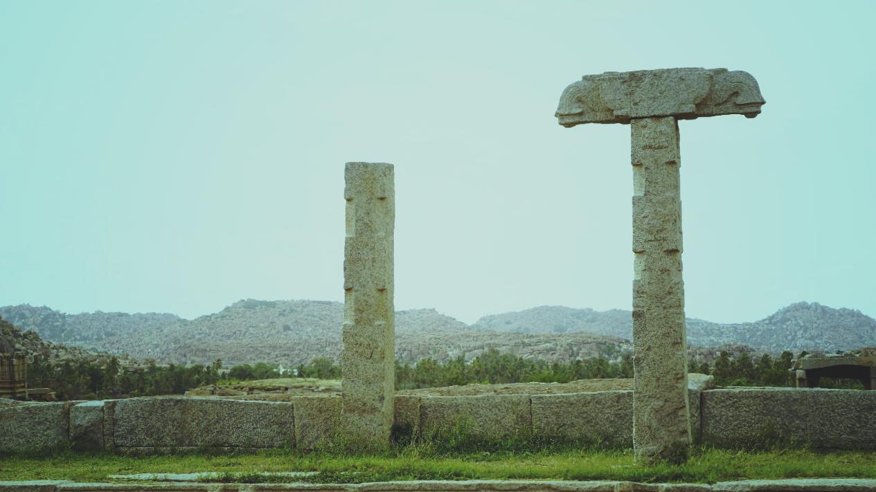 hampi relics and sites