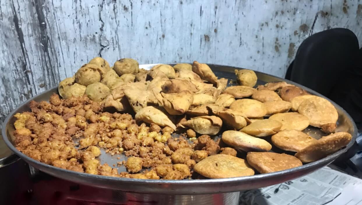 kachoris and samosas